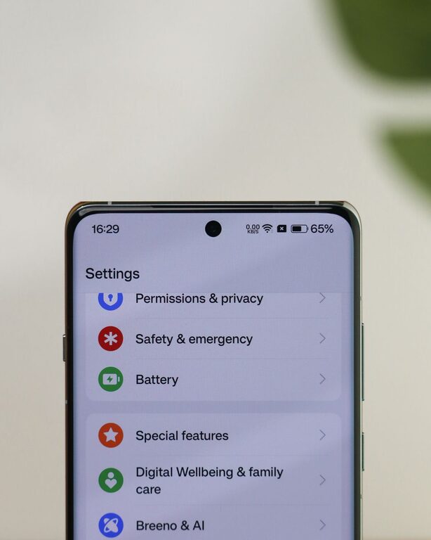 How to Set Healthy Boundaries With Notifications